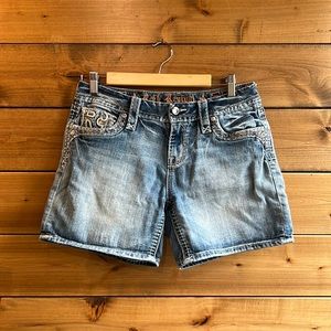 Rock Revival *Faine* Easy Short Size 28 Inseam about 5 1/2 inches